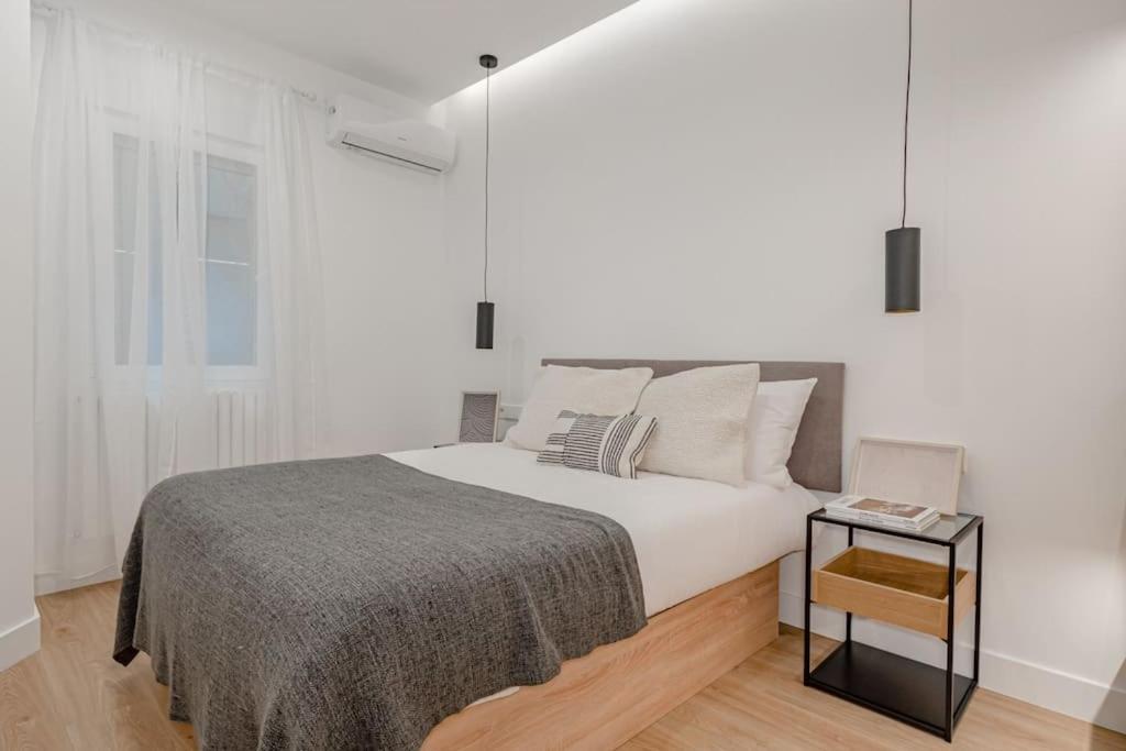Malasana XI Calle Manuela Malasana 3Br 3Bh Lejlighed Madrid Eksteriør billede